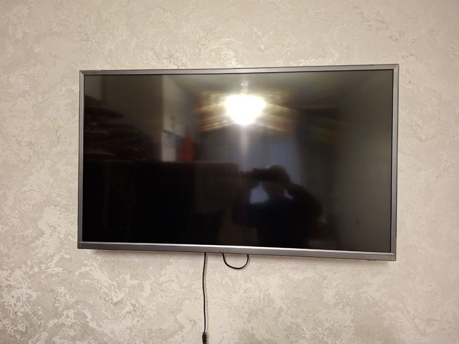 Shivaki 43 tv surochni sotiladi