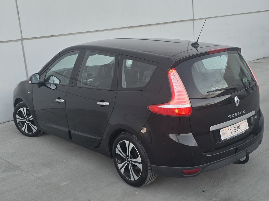 Renault Grand Scenic 7locuri diesel Navi senzori Camera Keyless