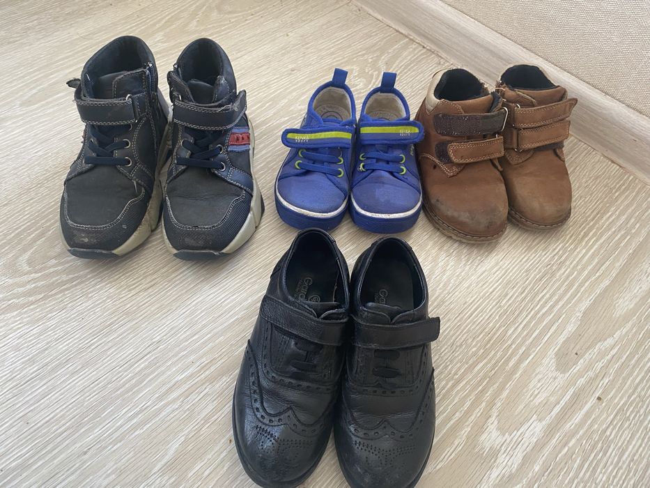 Детская обувь на мальчика и девочку