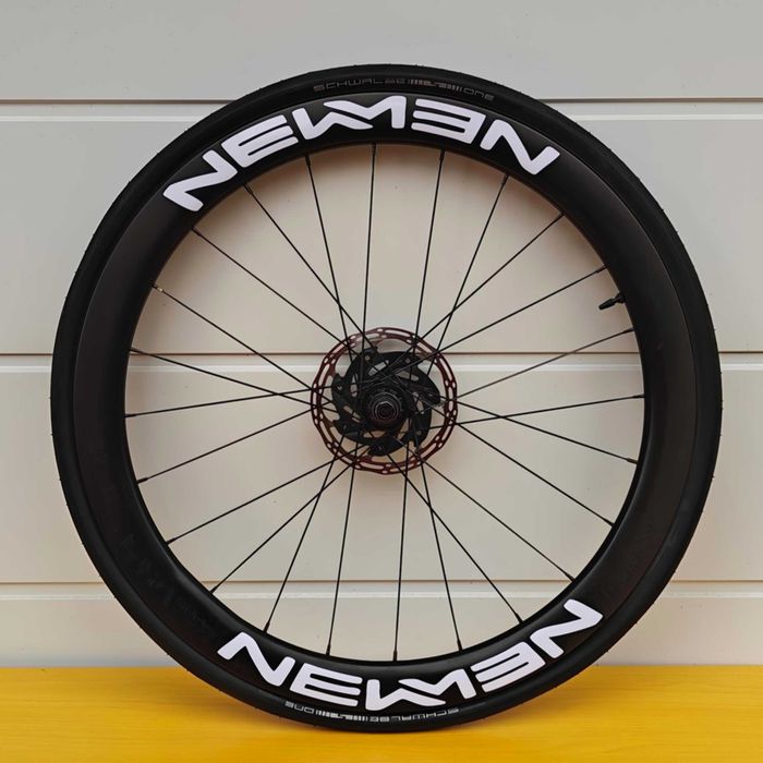 Карбонови капли BDC 50mm Carbon-Ti | 28" Диск | Чисто нови гуми Schwalbe One Tubeless + SRAM Дискове