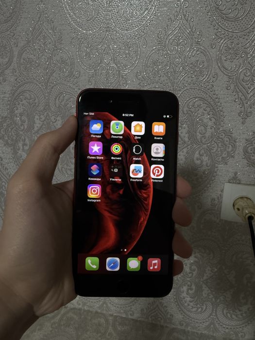 продам Айфон 8 Plus (8 плюс)