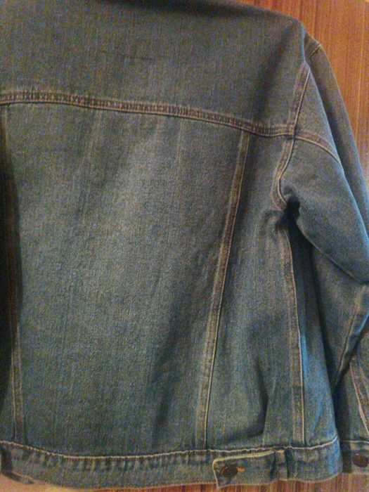 Джинсовая куртка