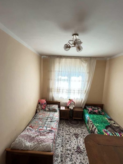 Kvartiraga qizlar olinadi