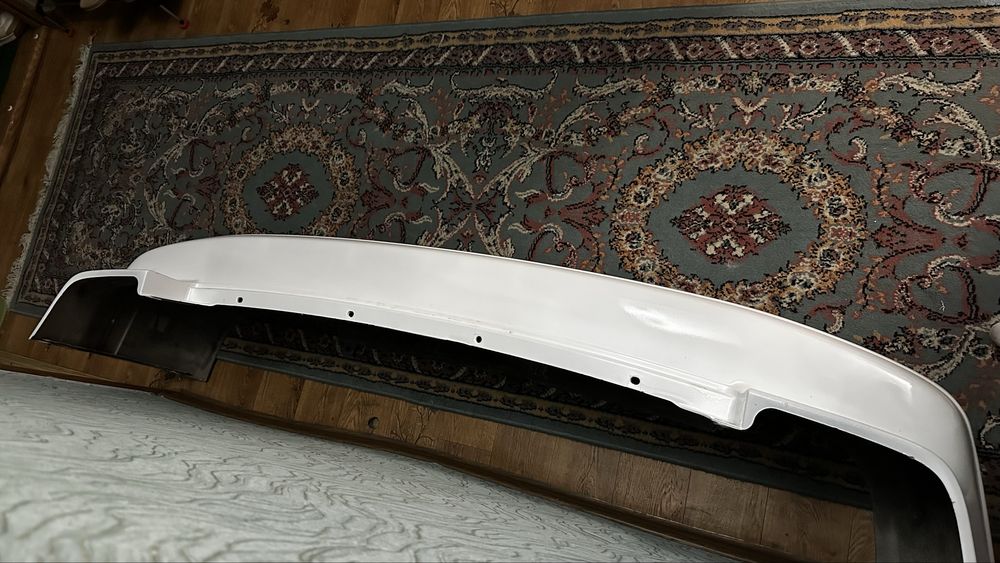 Задний Бампер на камри 25