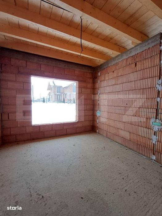 Casa individuala la rosu 103-108mp, situata intr-un cartier nou in Mih