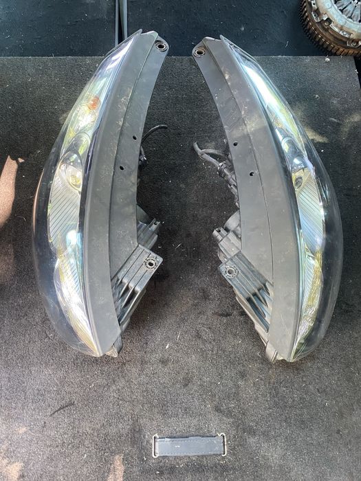 Фарове обикновенни Hyundai ix35 LM (2010–2015)