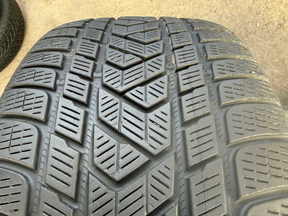 Anvelopa iarna 275/40 r20 runflat - Pirelli Scorpion Winter