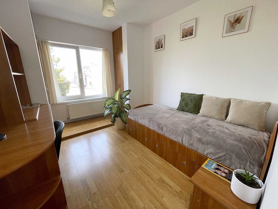 Apartament 4 camere, zonă centrală, Titulescu – 850 EUR