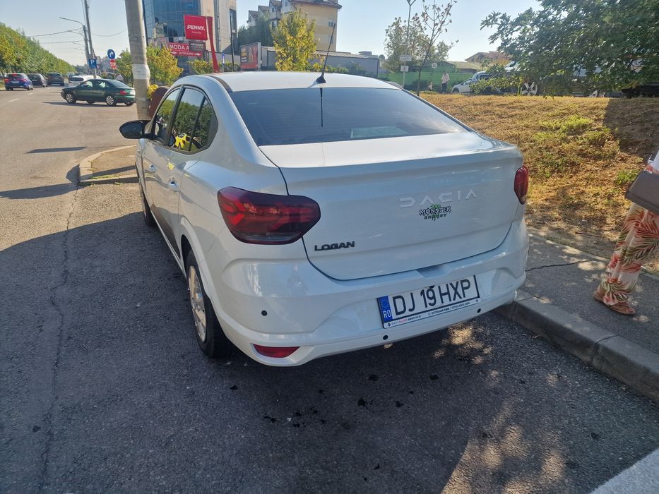 Dacia logan benzina plus gpl pret 9450 euro usor negociabil fara variante