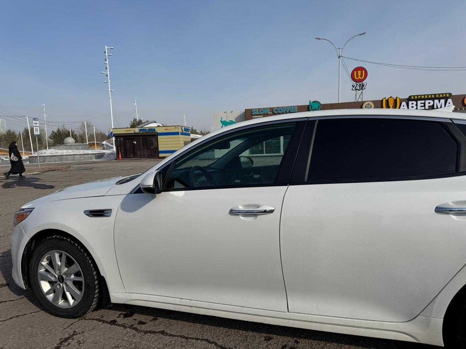 Kia Optima 2017 года