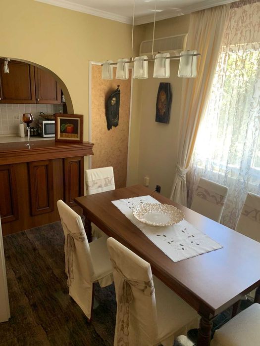 Продава се Многостаен апартамент в Бургас, Център - 183 кв.м за 1749 €/кв.м - Снимка #4