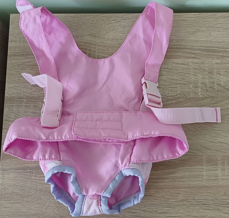 Кенгуру, гърне, колело и кошница за пренасяне на кукли  Baby Born