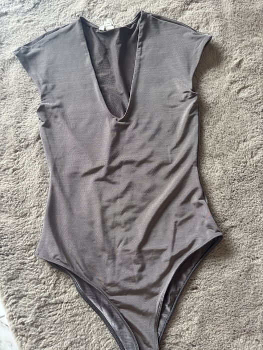 Ново боди H&M