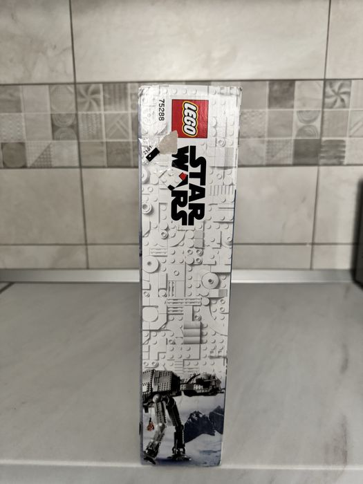LEGO Star Wars AT-AT 75288 sigilat