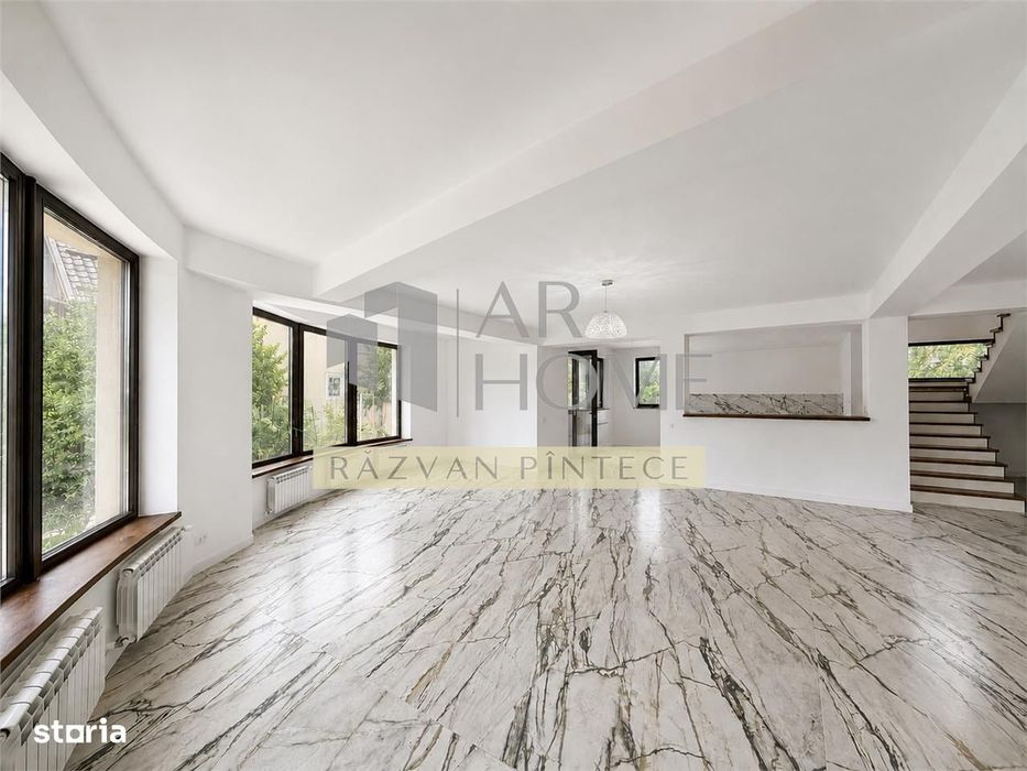 Vila de lux, 4 camere, teren 783 mp, Cornu de Jos, Praova