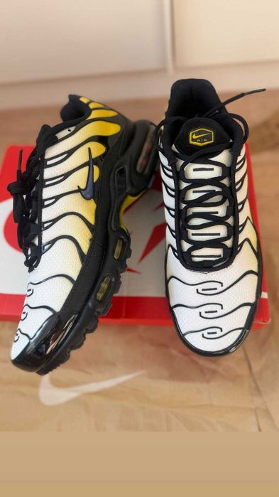 100% Оригинални Nike Air max Plus в размер 42.5-27см - без коментар