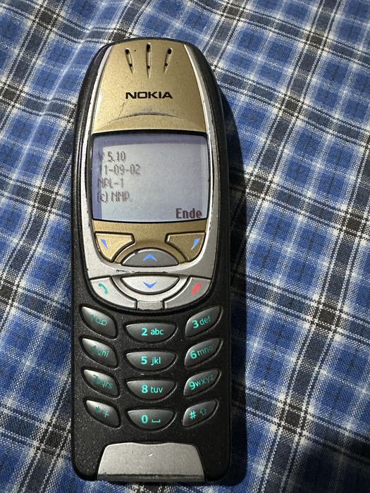 Продавам Nokia 6310i