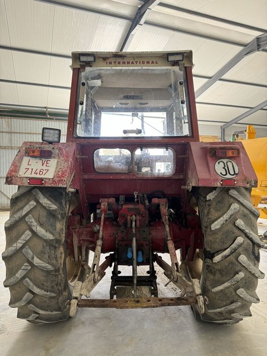 Tractor International 956