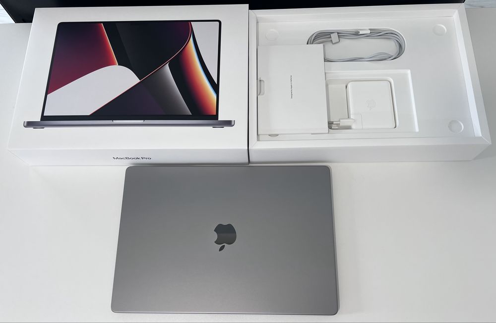 Apple MacBook Pro M1 Max de vânzare | OLX.ro