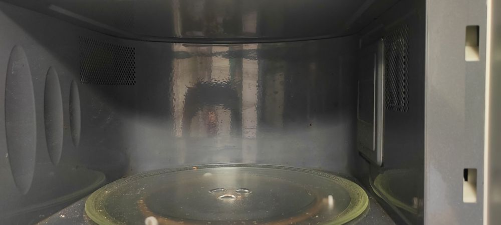 Продам СВП(микроволновку) LG