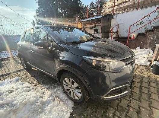Vand autoturism Renault Captur stare foarte buna