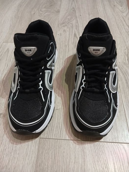 Adidasi Dior B30