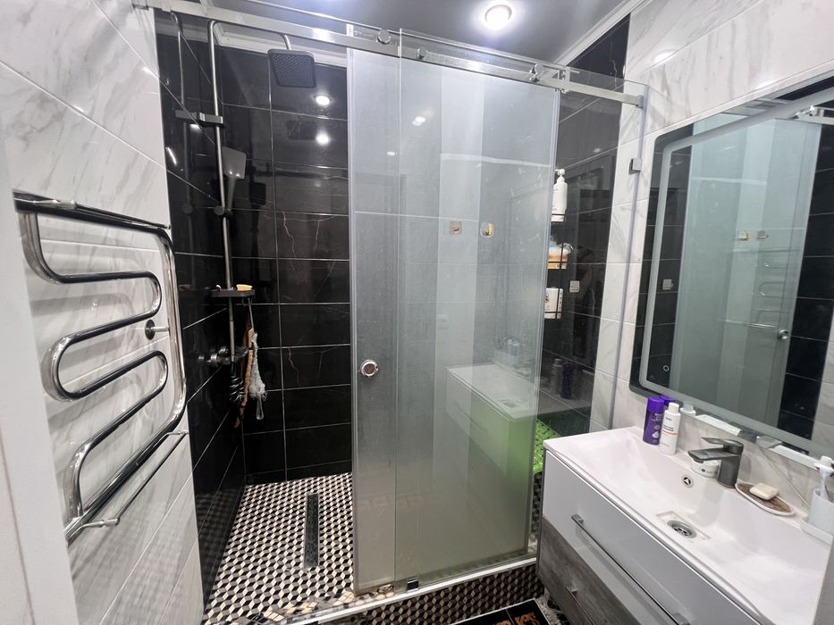продам 3х комнатную квартиру