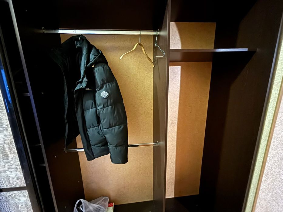 Продам шкаф купе