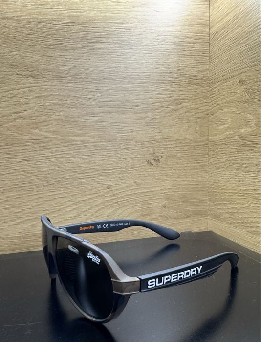 Слънчеви очила SUPERDRY