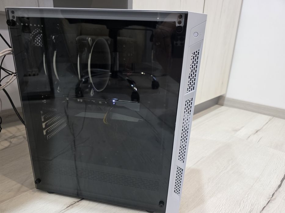 Геймърски компютър RX 6650 XT, 16gb RAM