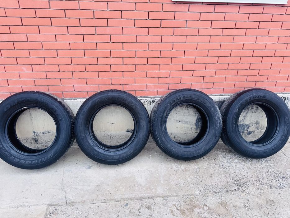 Покрышка на хайлюкс