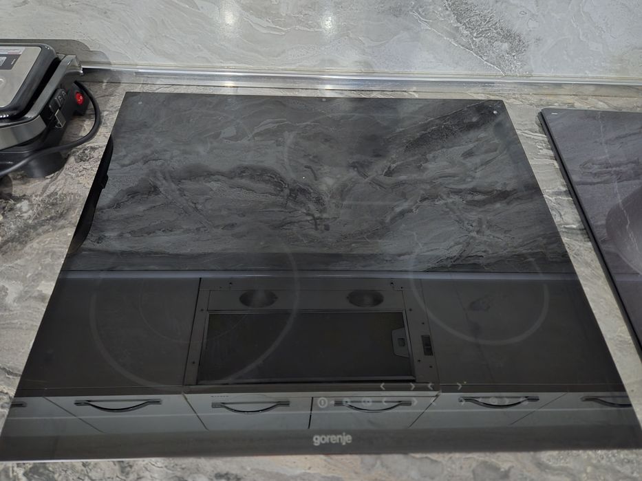 Стъклокетамичен котлон за вграждане Gorenje