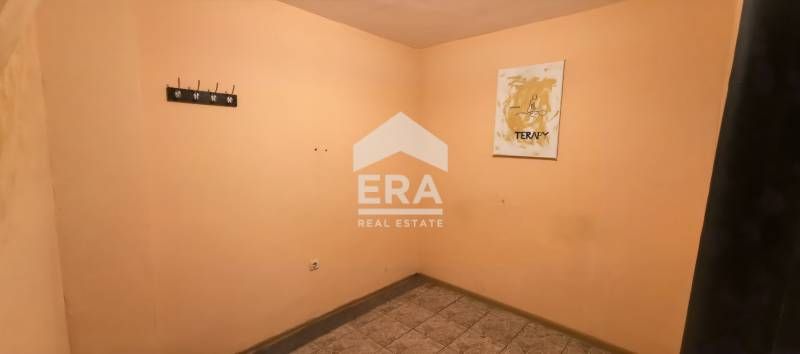 Дава се под наем Офис в Варна, Зимно кино Тракия - 43 кв.м за 250 € - Снимка #10