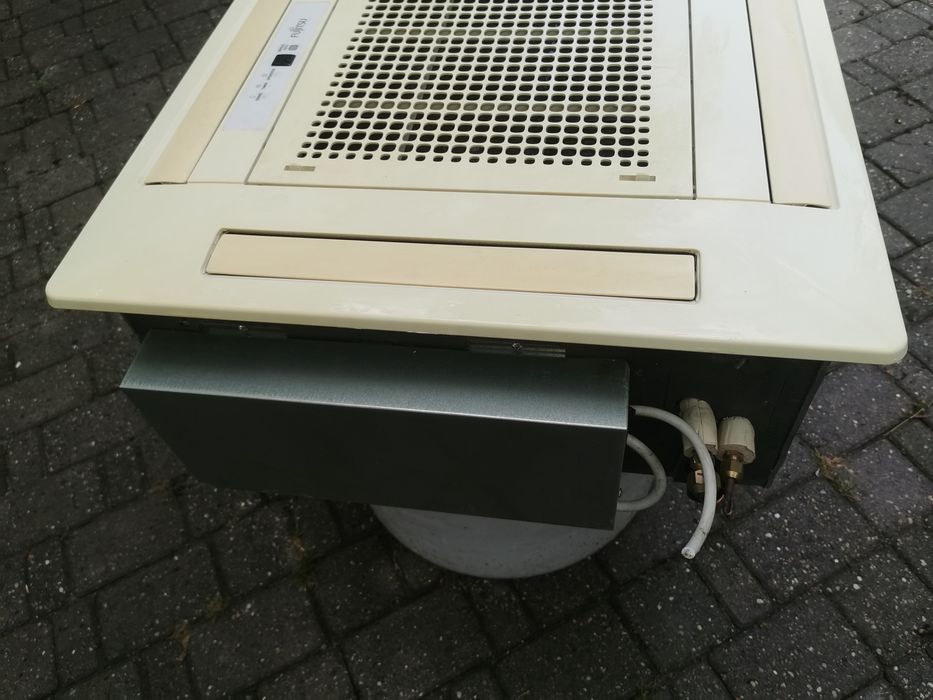 Vand clima unitate interna LG/clima Fujitsu Japan tavan 12000btu