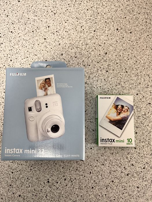 Fujifilm Instax Mini 12 NOU, SIGILAT + film inclus