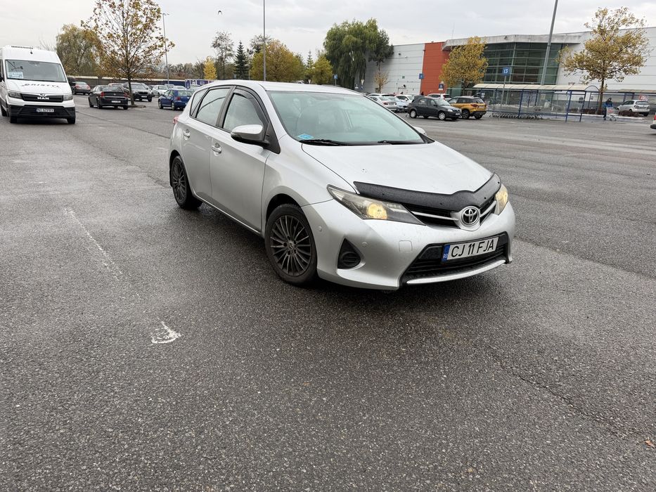 TOYOTA Auris 2014 — imagine 5