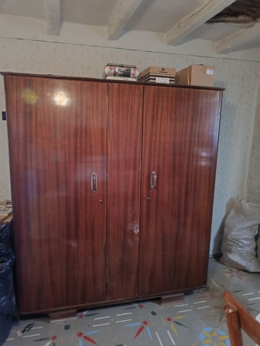 Гардероби 2 бр. от стария материал