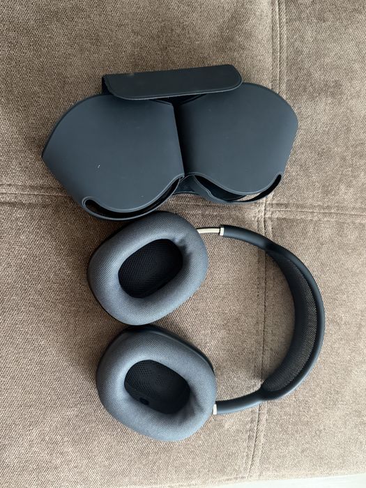 Apple AirPods Max