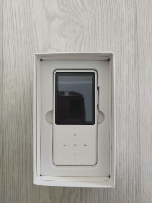 Плеер сатылады. Багасы 15000