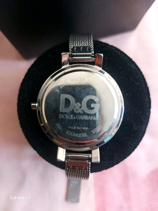 Продам ручные часы DG