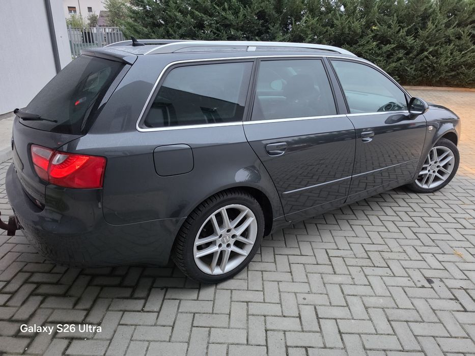 VOLKSWAGEN Touran 2012 — imagine 4