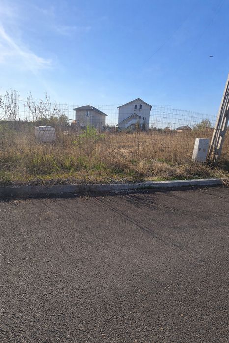 Vand teren intravilan Bragadiru