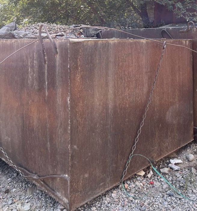 Емкость металическая 4,5