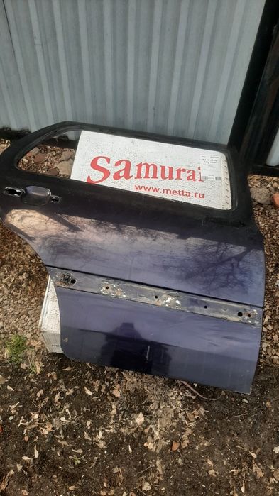 Продам дверь на гольф 3