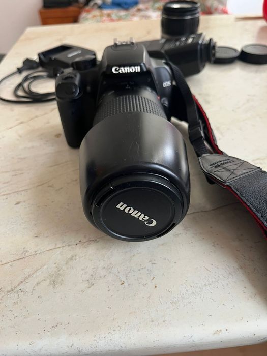 Canon EOS 1000D pachet complet