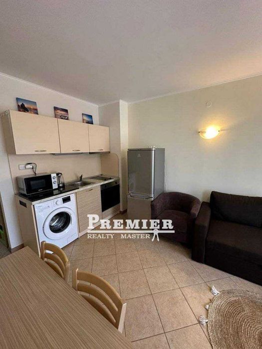 Продава се Двустаен апартамент в к.к. Слънчев бряг - 55 кв.м за 788 €/кв.м - Снимка #12