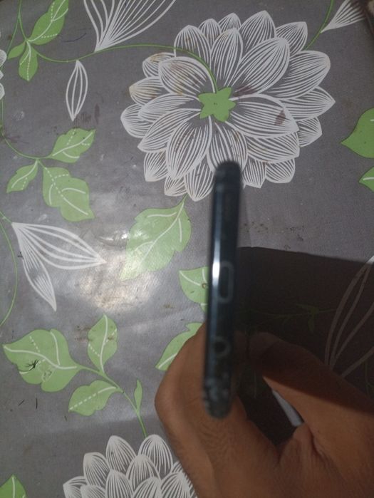 Galaxy S8+ sotiladi arzon