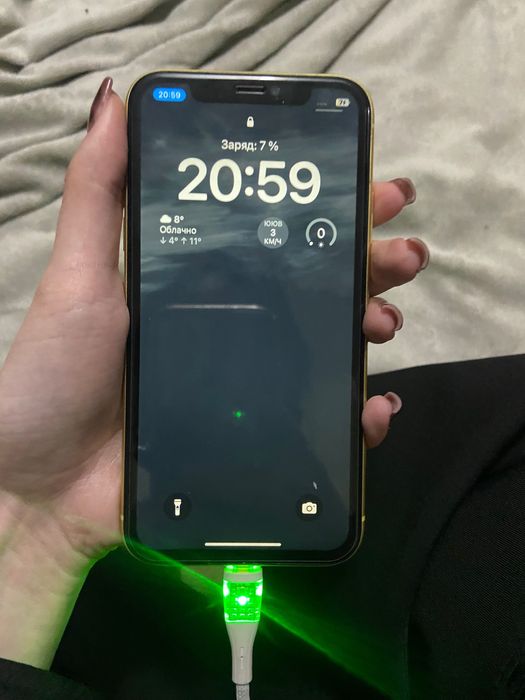 iphone 11 продаю