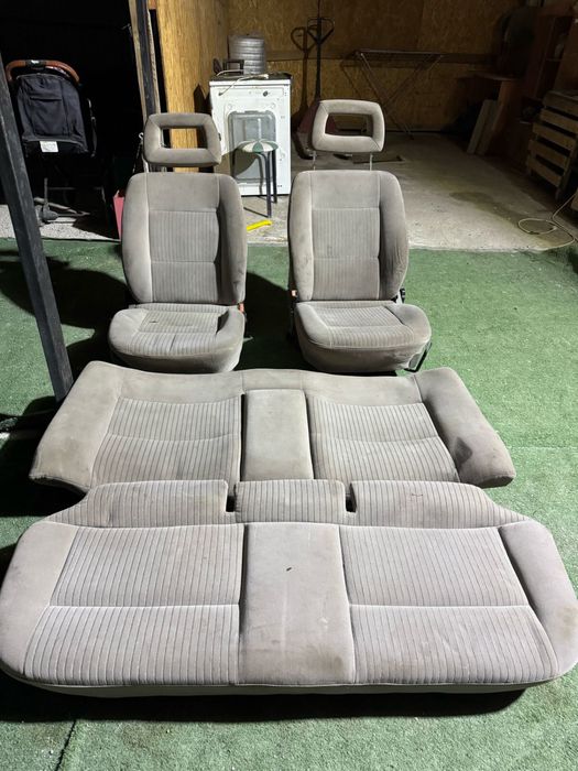 Сидения для ауди 100