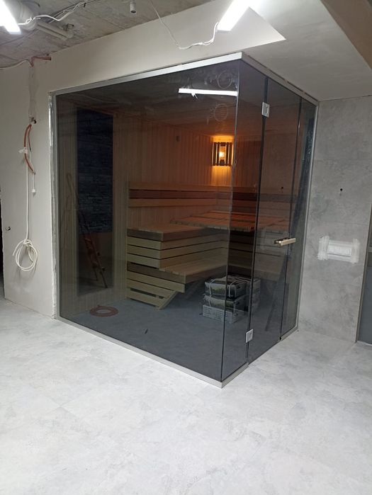 Стеклянные душевые кабинки перегородки